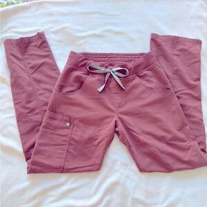 Figs Cade Cargo Scrub Pant, Mauve